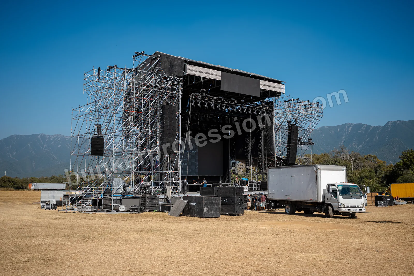 Technical build for Bendito Rodeo — 67