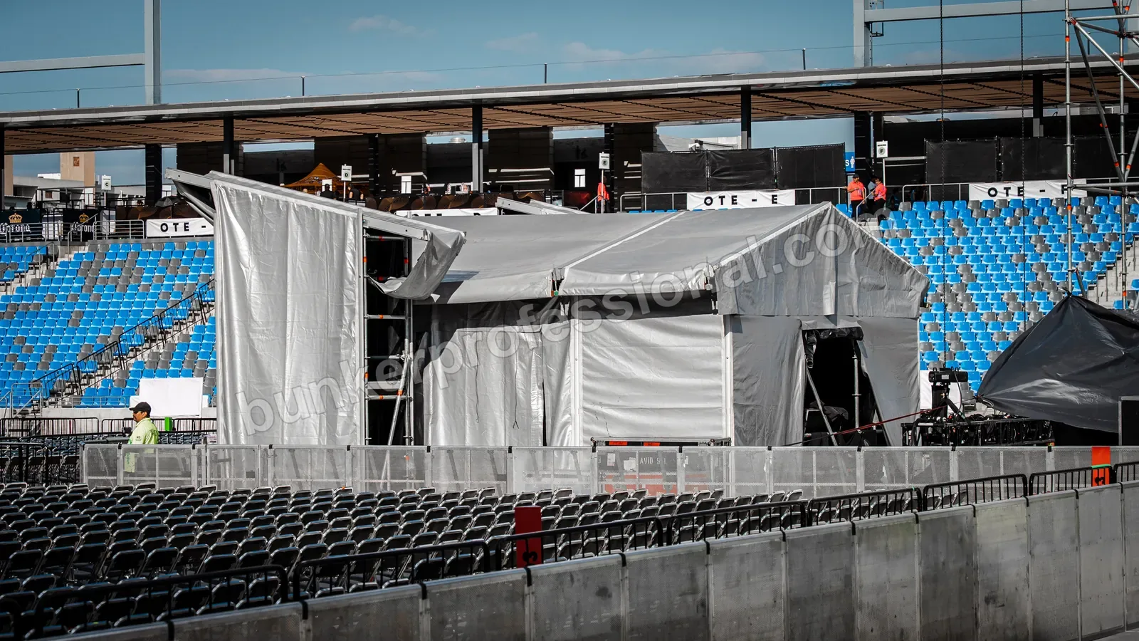 Technical build for Chayanne — 29