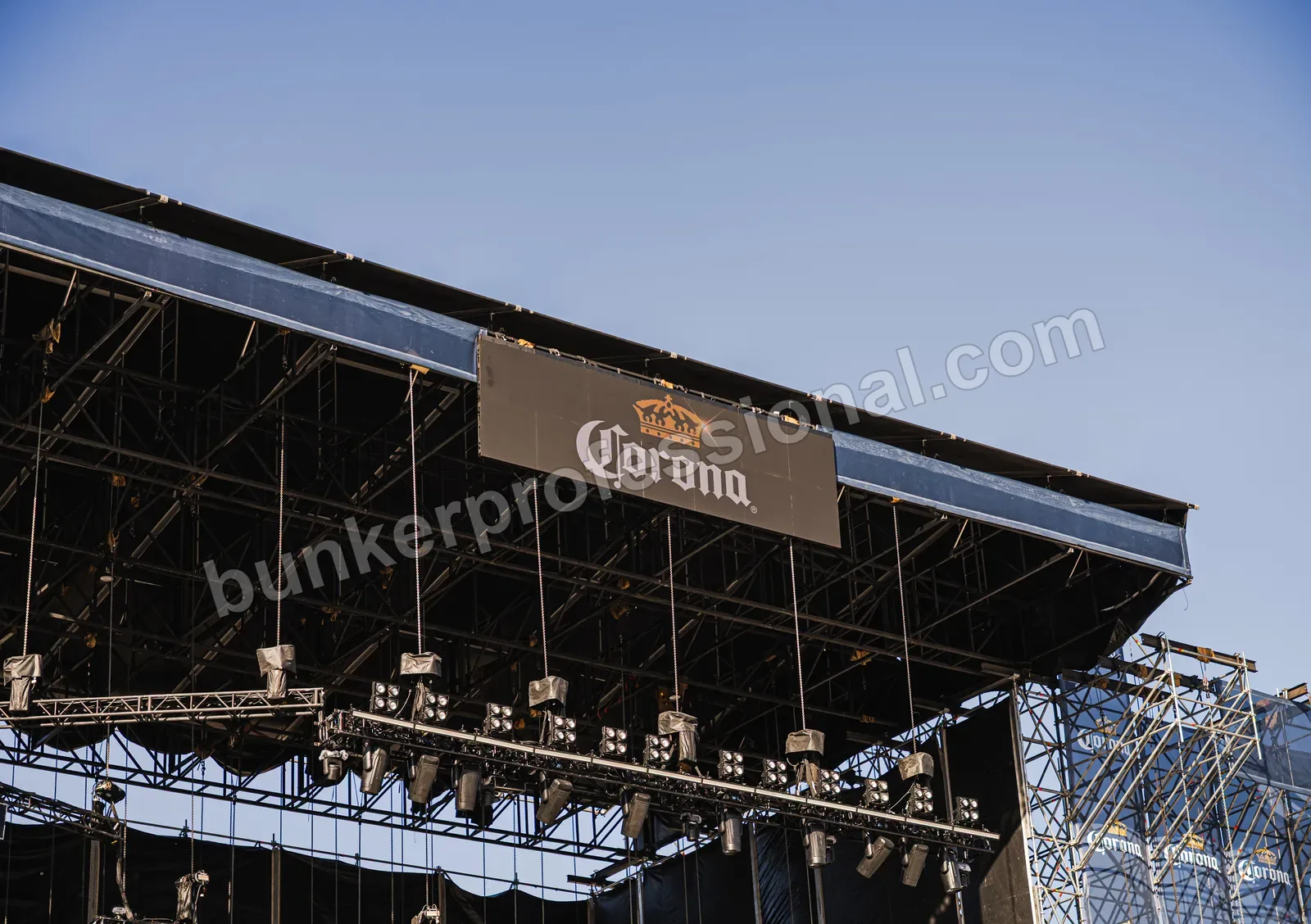 Technical build for Corona Sessions — 58