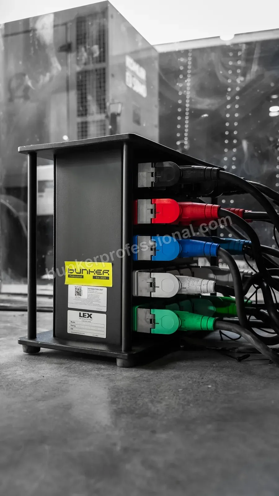 Montaje técnico para DALE MIXX — 54