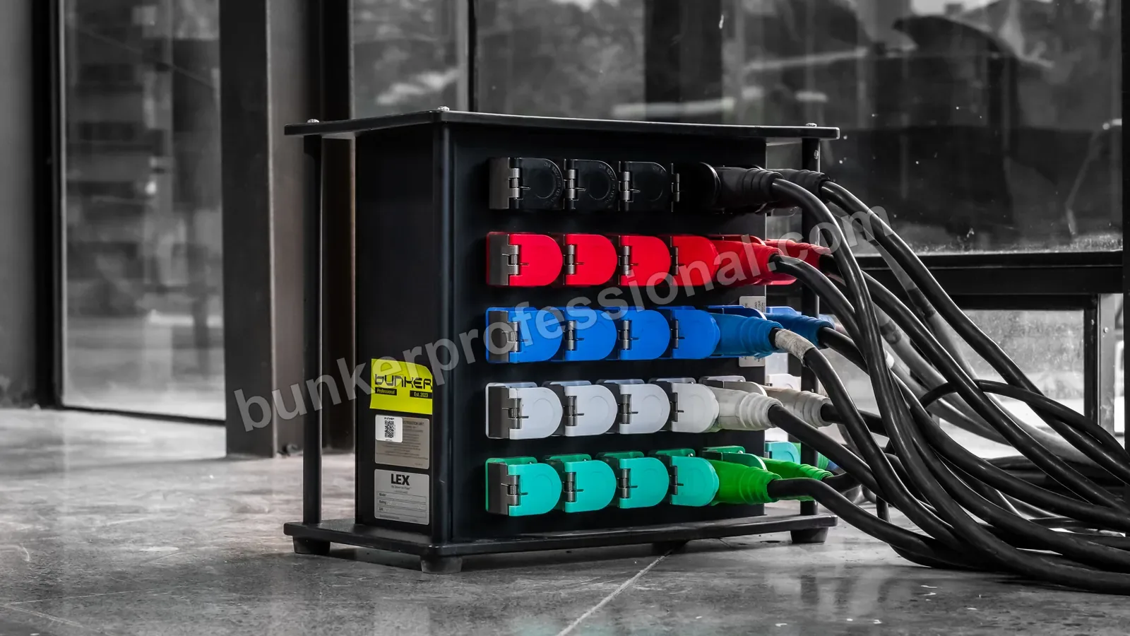Montaje técnico para DALE MIXX — 55