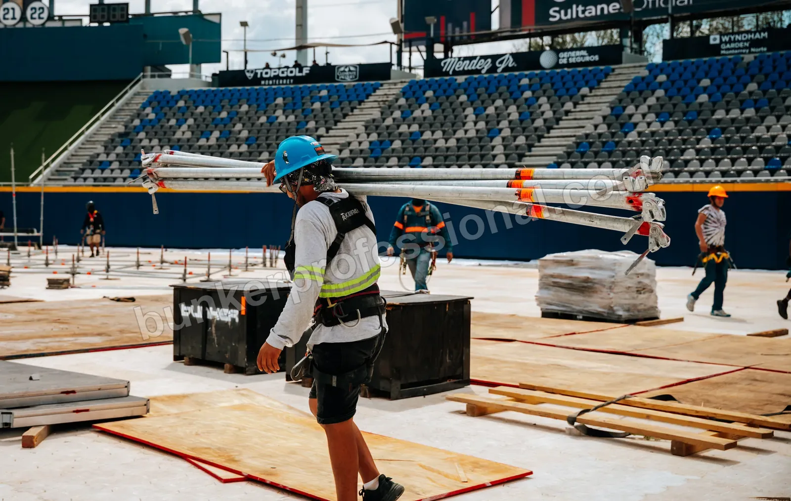 Technical build for Fuerza Regida — 17
