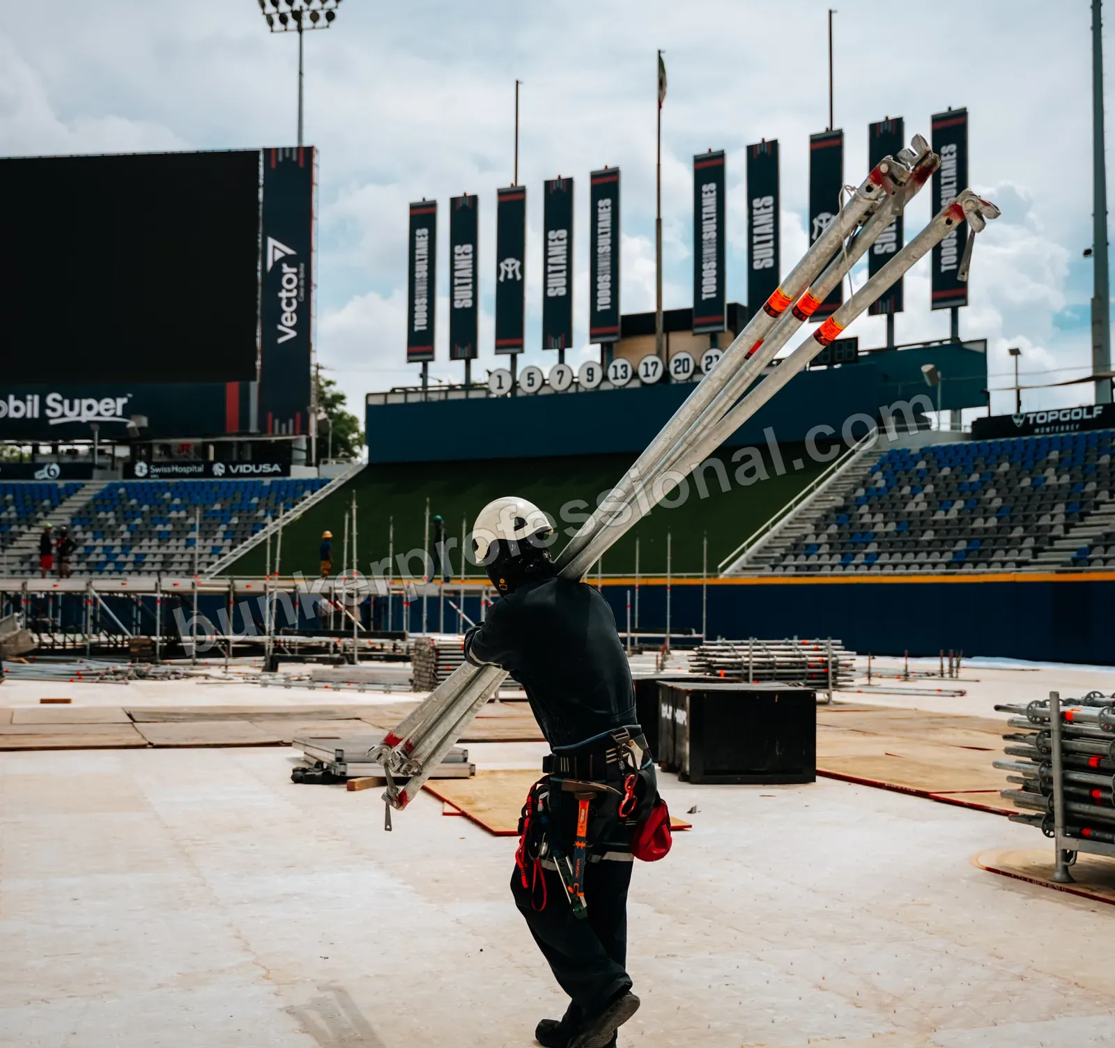 Technical build for Fuerza Regida — 25