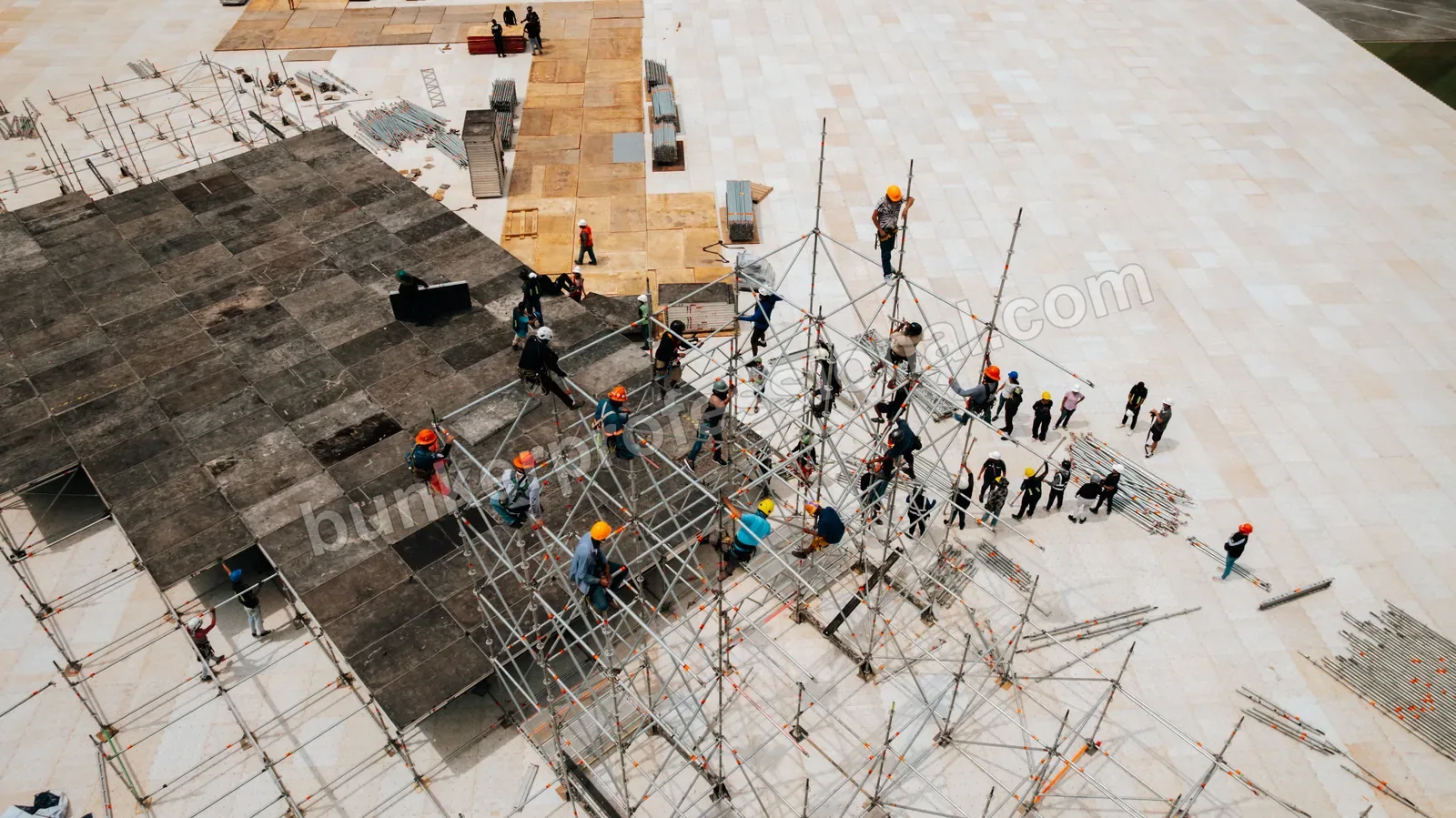 Technical build for Fuerza Regida — 34