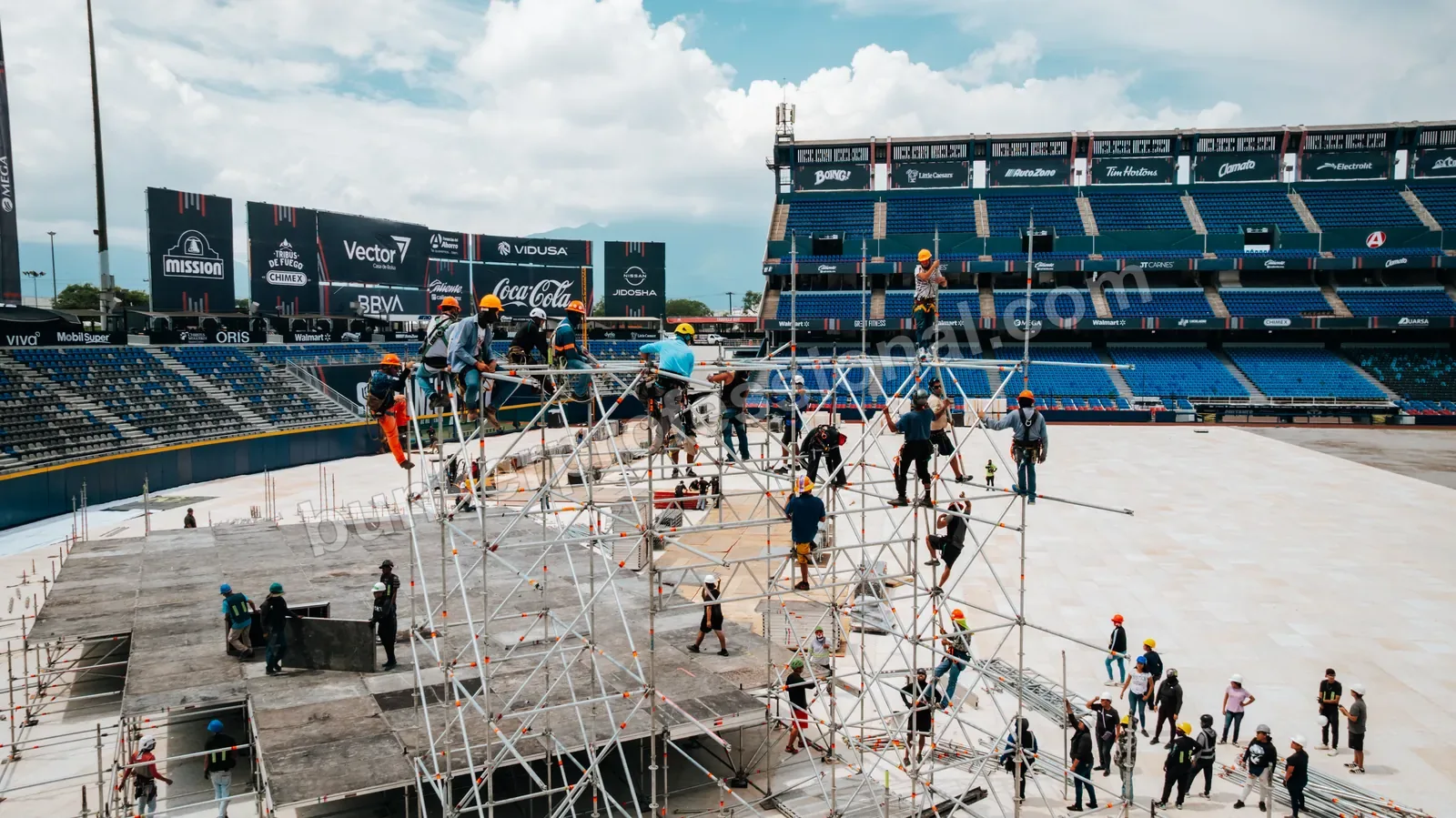 Technical build for Fuerza Regida — 36