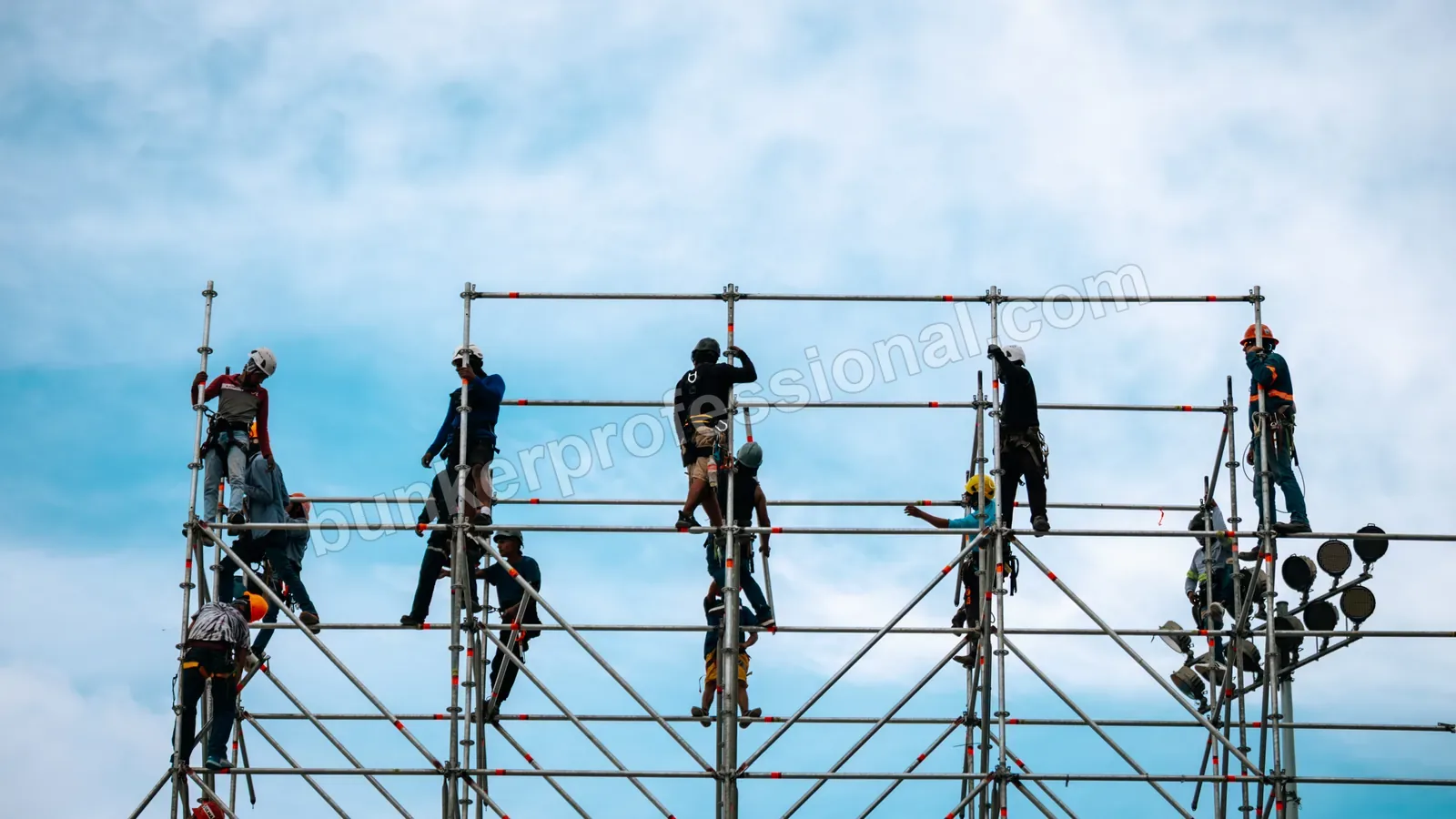 Technical build for Fuerza Regida — 55