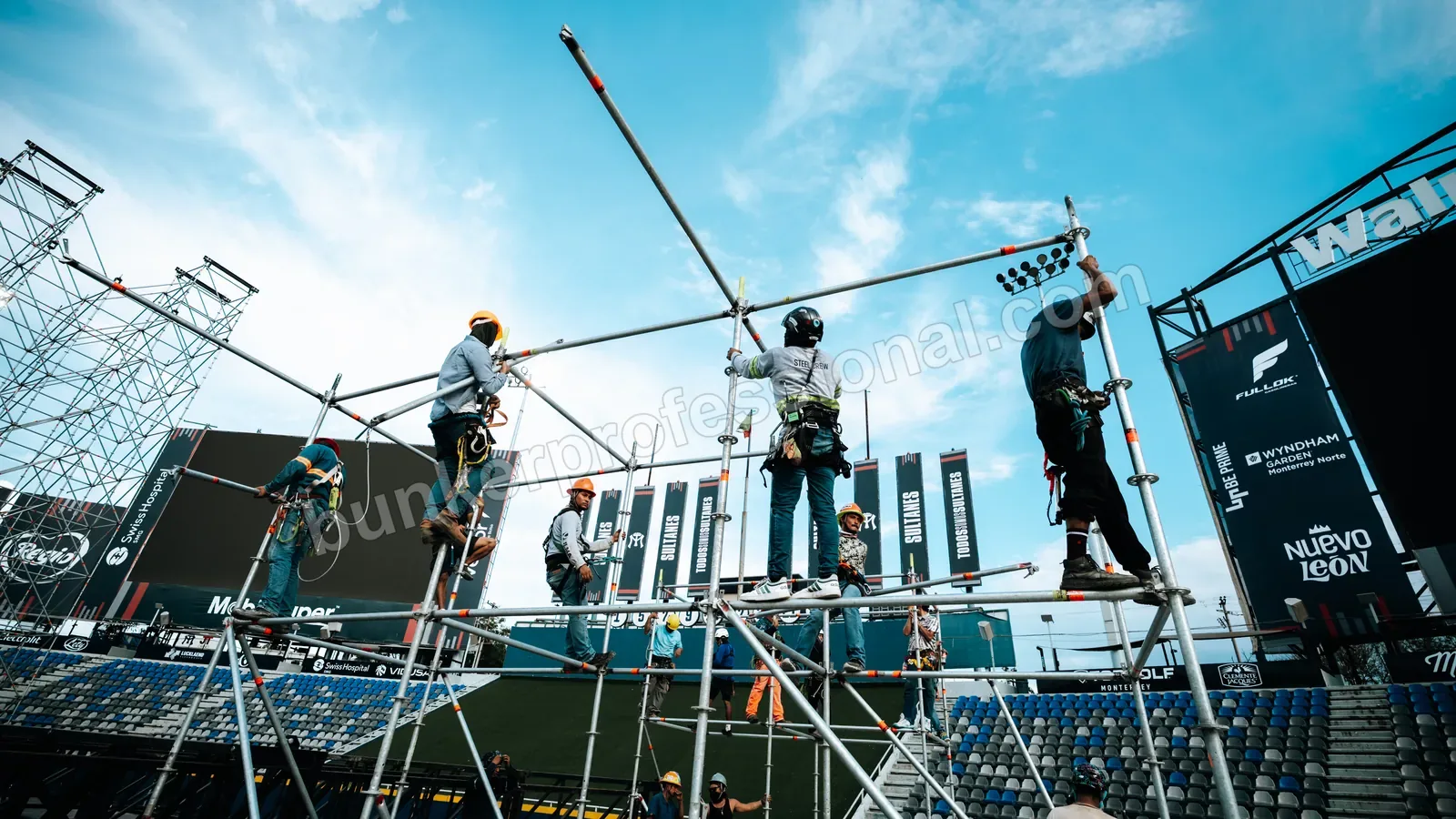 Technical build for Fuerza Regida — 77