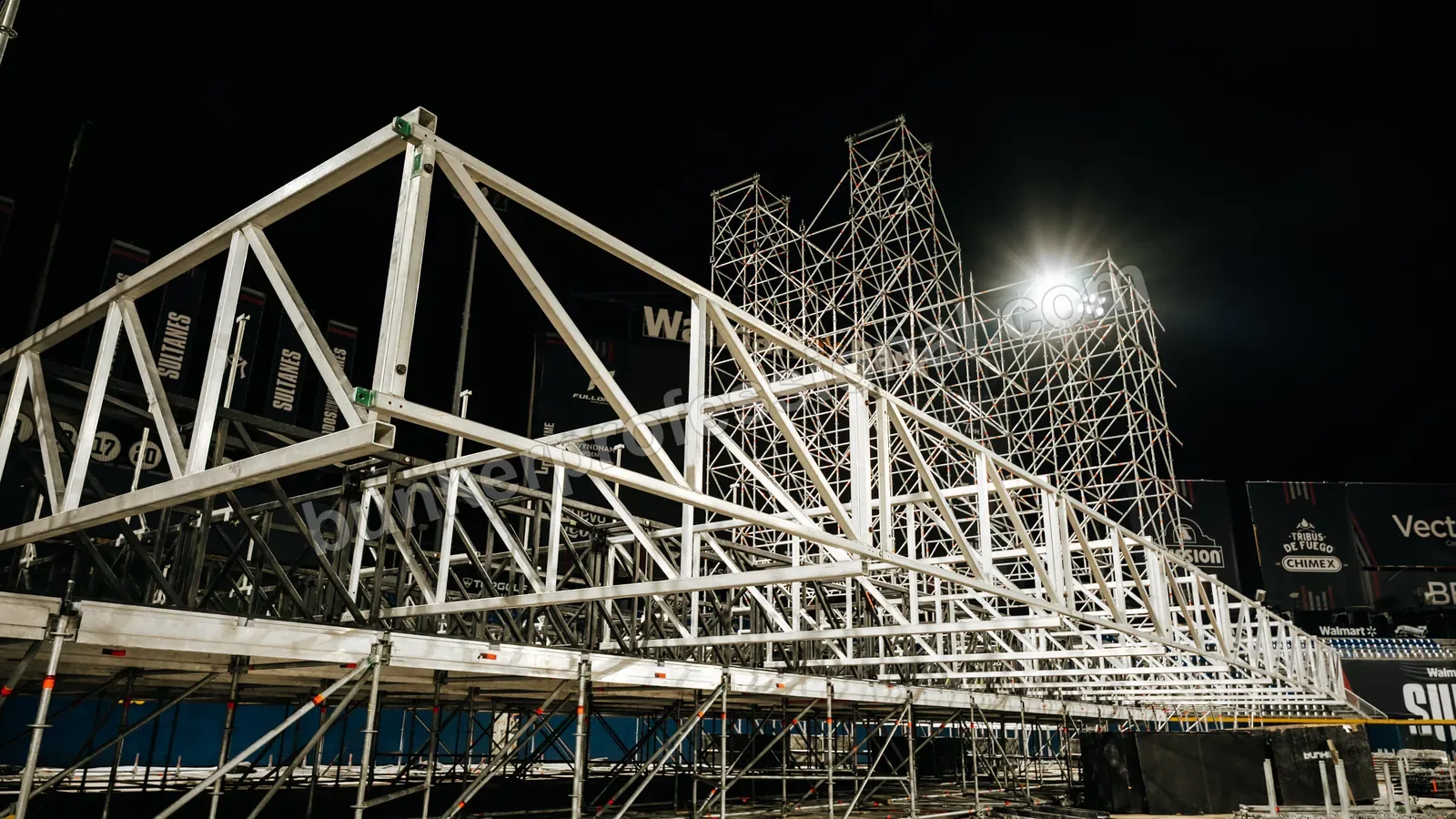 Technical build for Fuerza Regida — 115