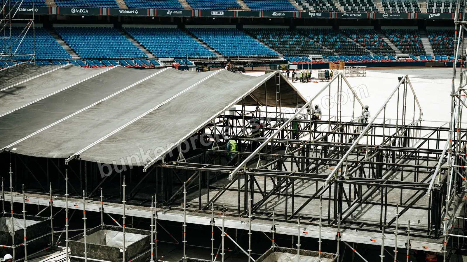 Technical build for Fuerza Regida — 122