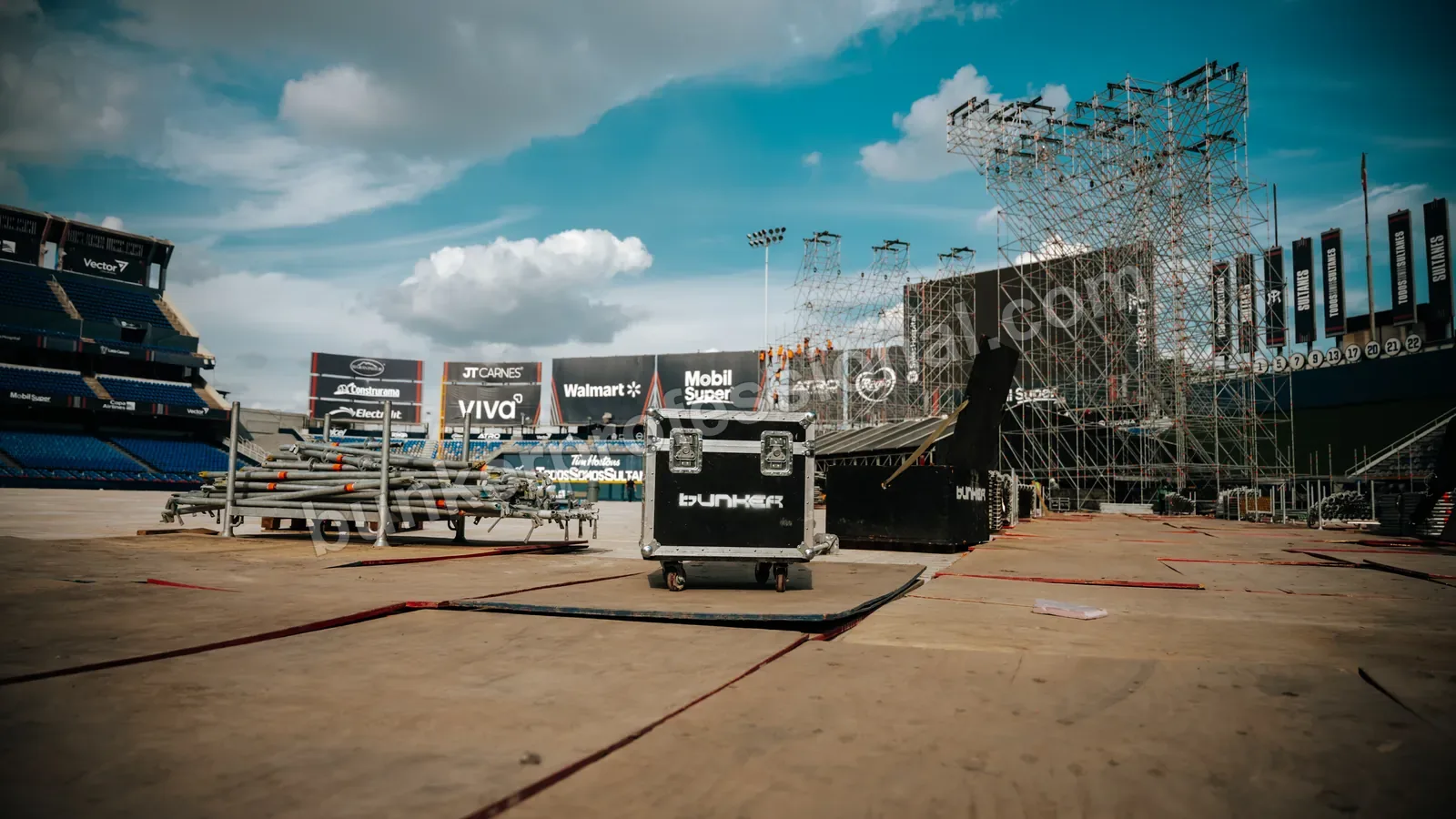 Technical build for Fuerza Regida — 138