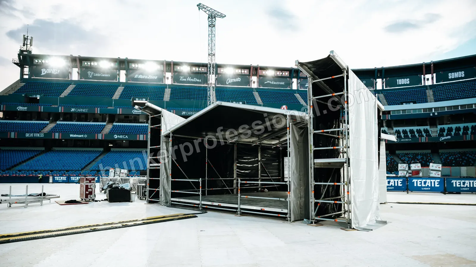 Technical build for Fuerza Regida — 163