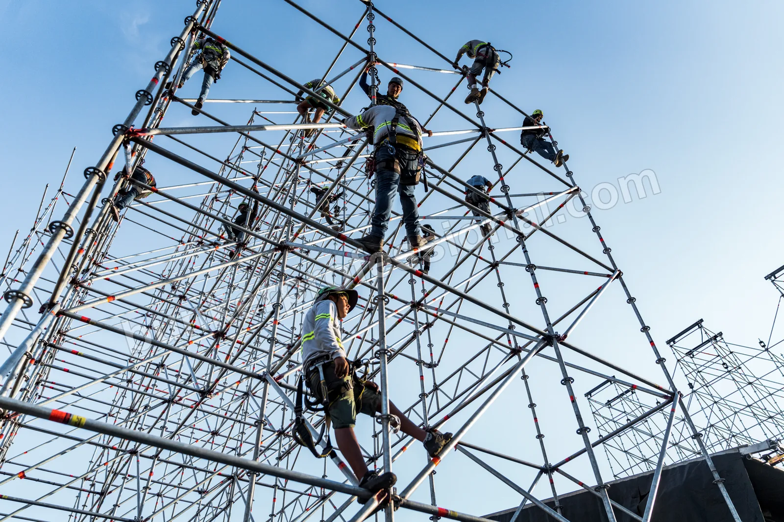 Montaje técnico para Kenia OS — 6