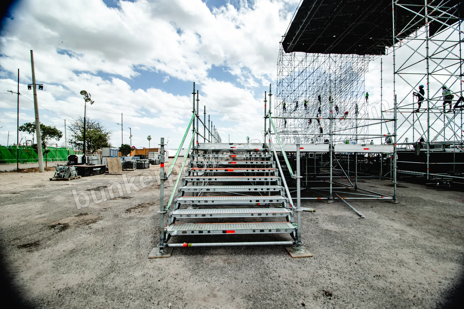 Montaje técnico para La Cura — 60