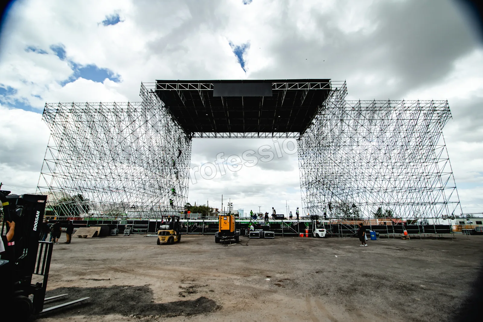Montaje técnico para La Cura — 66