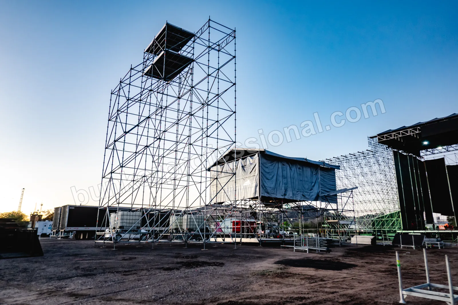 Montaje técnico para La Cura — 116