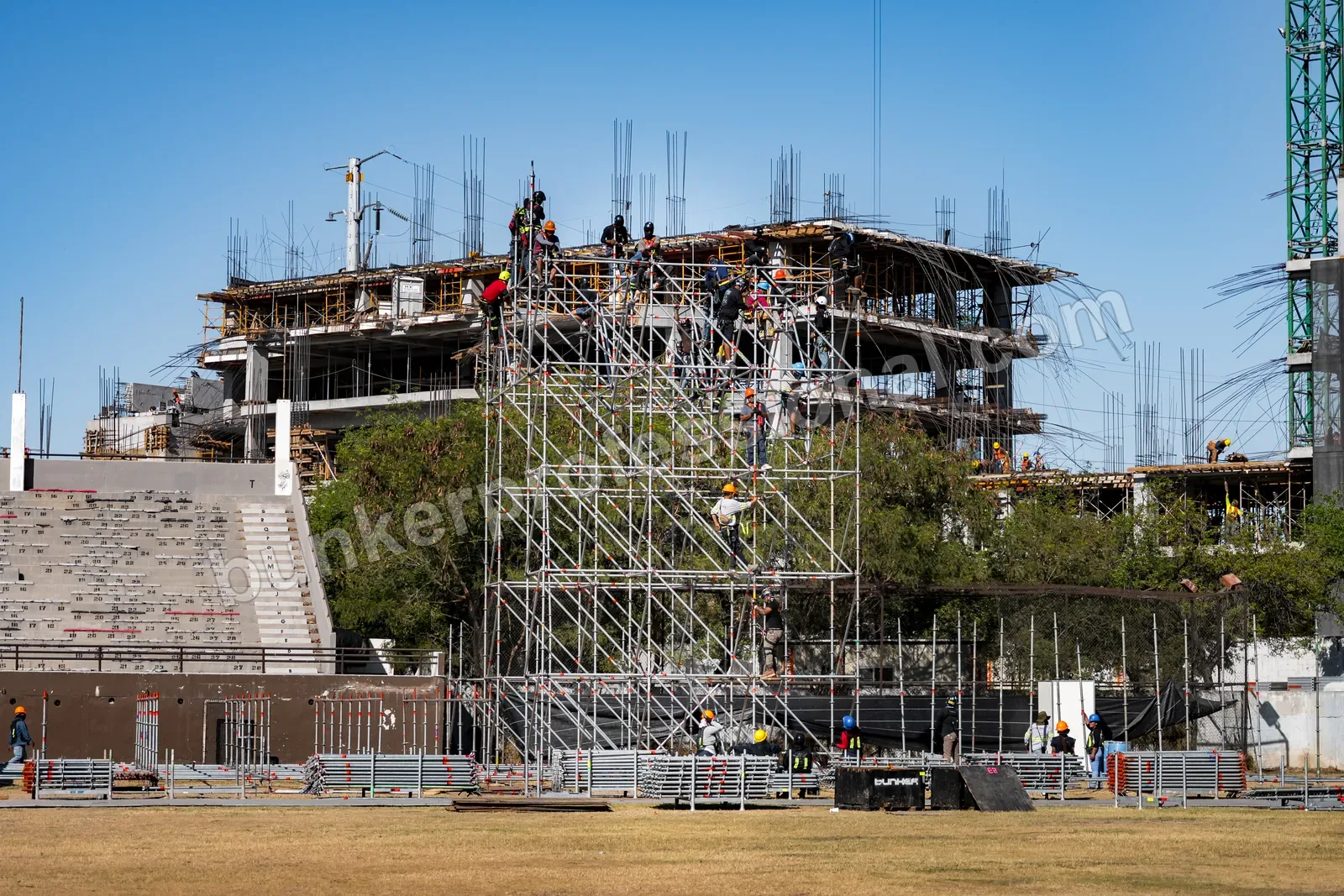 Montaje técnico para PAL NORTE — 57